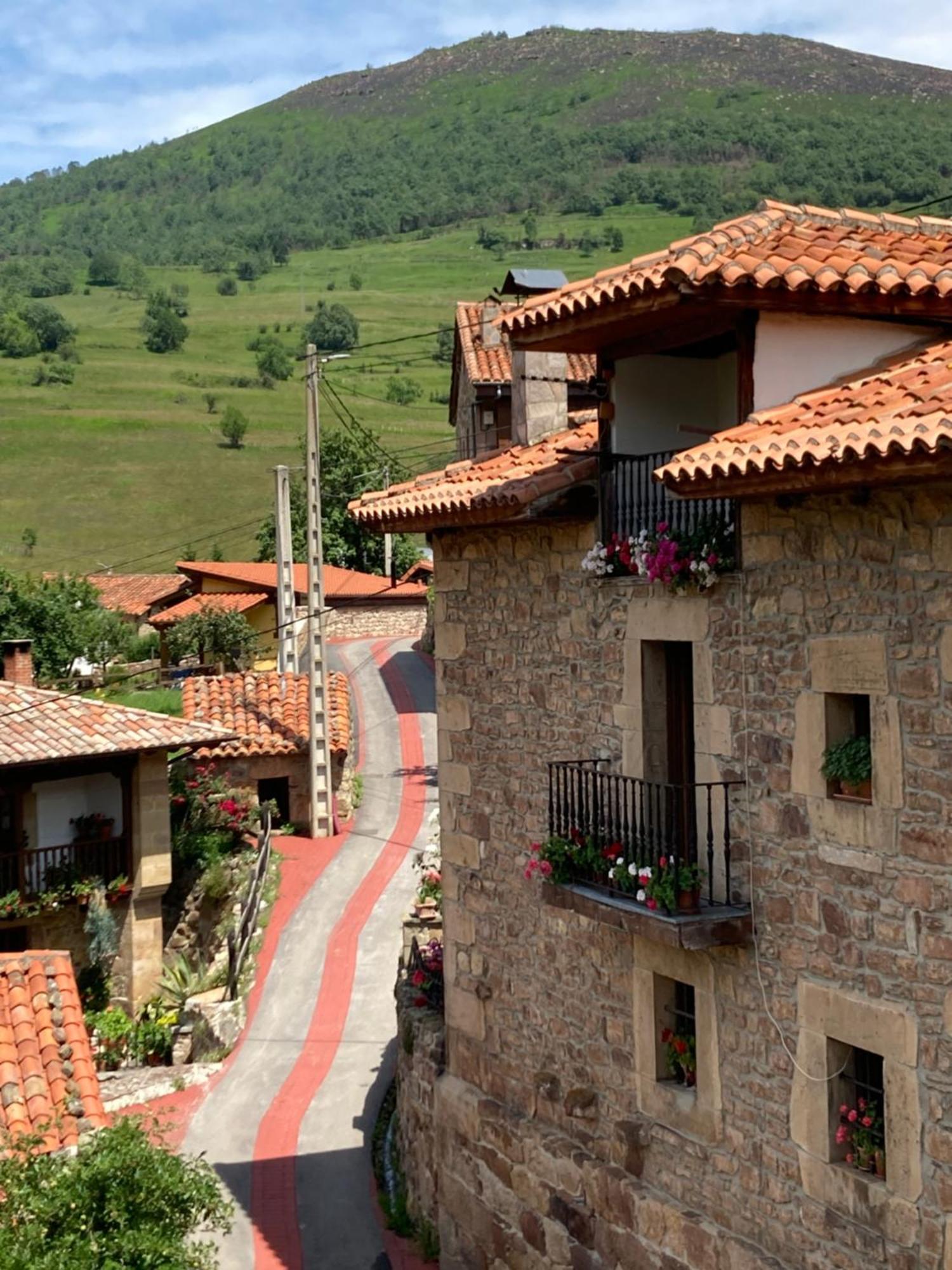 La Valuisilla, Hotel Rural Cicera Exterior foto