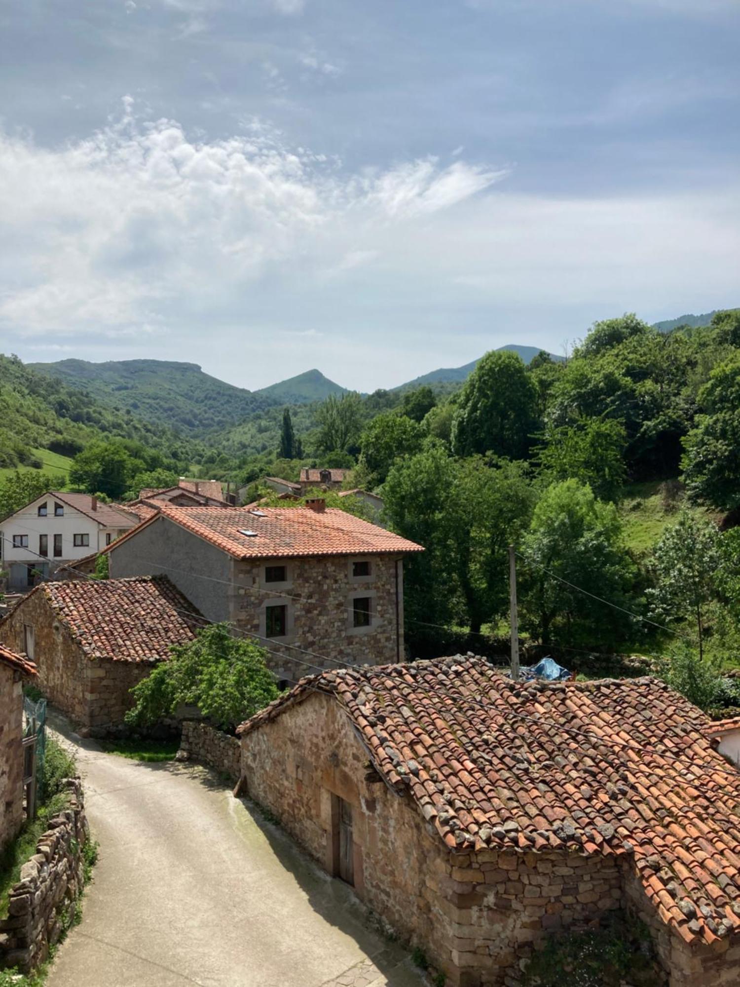 La Valuisilla, Hotel Rural Cicera Exterior foto