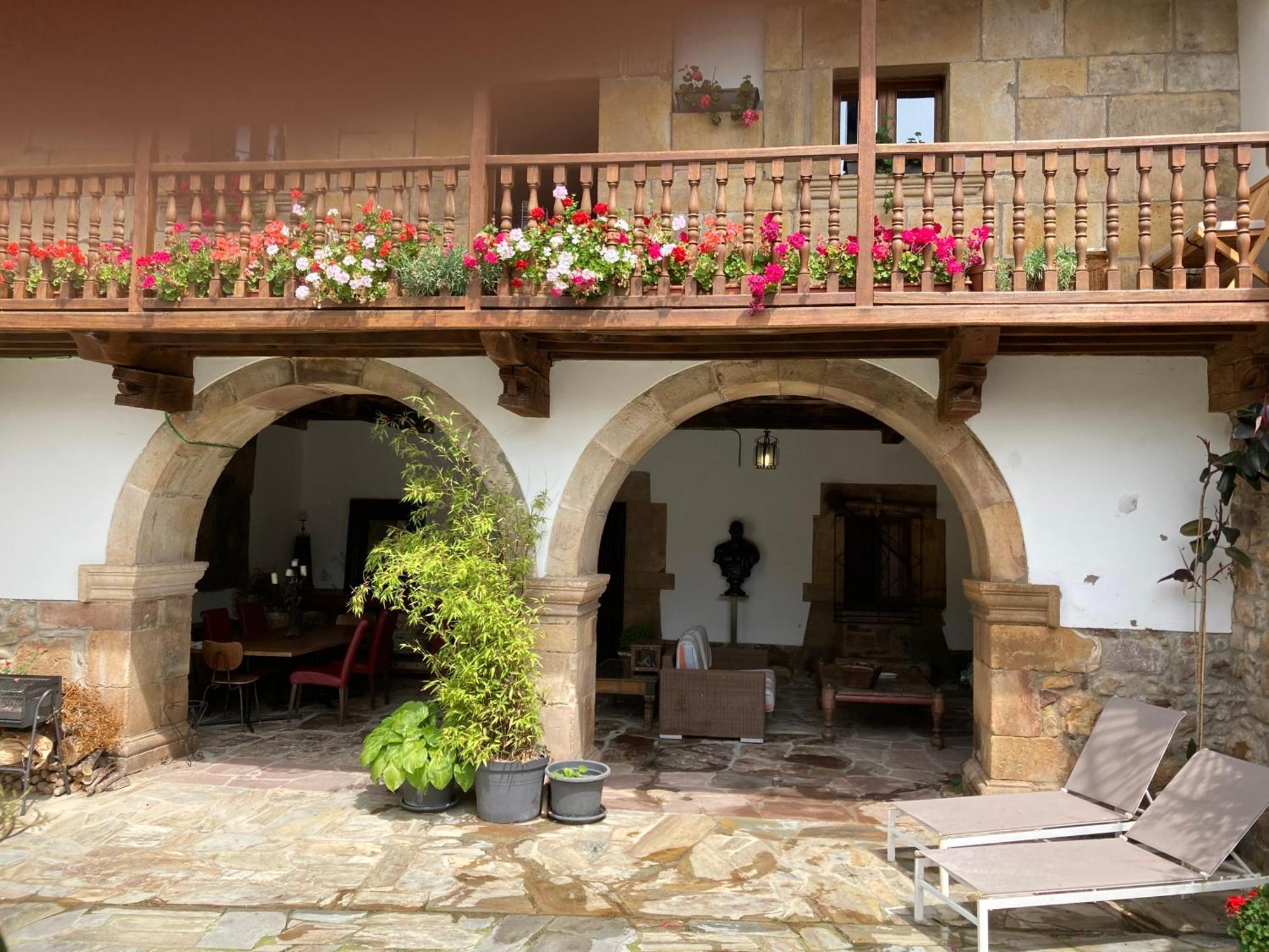 La Valuisilla, Hotel Rural Cicera Exterior foto